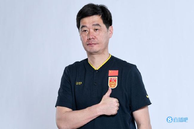 性女公司跪着伺候被调教